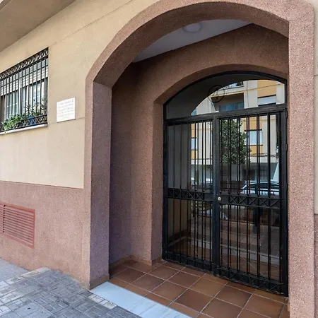 Holidays2malaga Capuchinos French Balconies, Private Parking, Wifi & Air Con Málaga